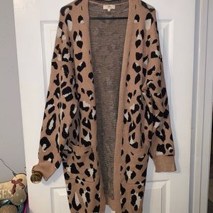 Cardigan leopard print